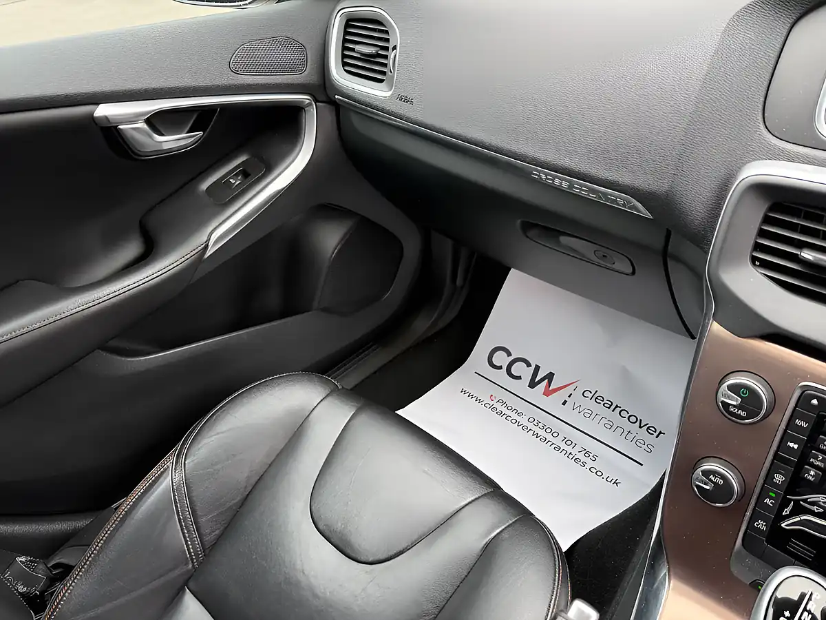 Used 2017 Volvo V40 Cross Country Pro Osmium Grey - Interior and Exterior details 16