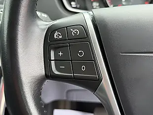 Used 2017 Volvo V40 Cross Country Pro Osmium Grey - Interior and Exterior details 19