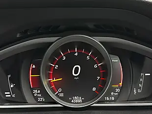 Used 2017 Volvo V40 Cross Country Pro Osmium Grey - Interior and Exterior details 20