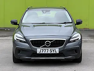 Used 2017 Volvo V40 Cross Country Pro Osmium Grey - Interior and Exterior details 5