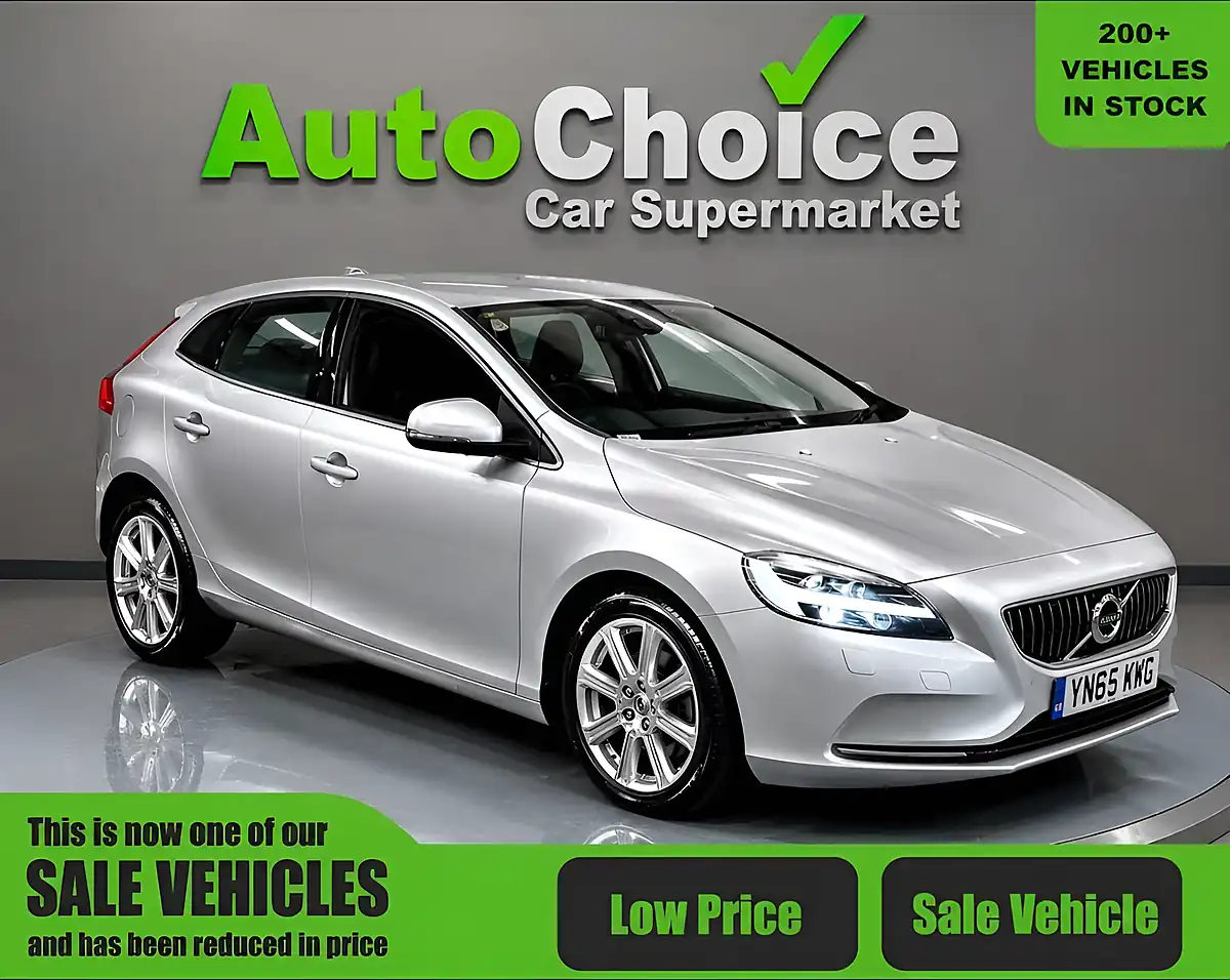 Used 2017 Volvo V40 Inscription Bright Silver - Front View