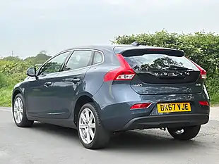 Used 2017 Volvo V40 Inscription Denim Blue - Interior and Exterior details 6