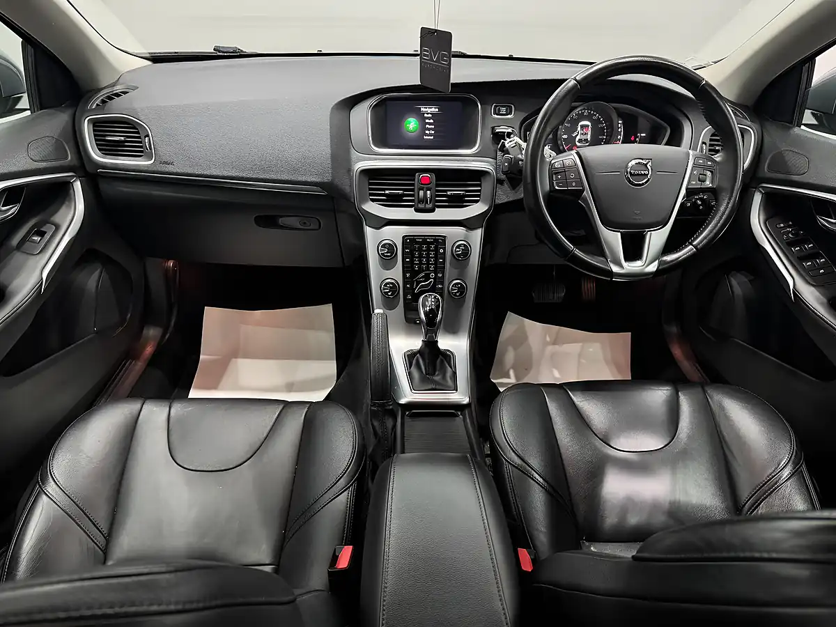 Used 2017 Volvo V40 Inscription Grey - Interior and Exterior details 11