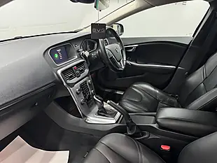 Used 2017 Volvo V40 Inscription Grey - Interior and Exterior details 17