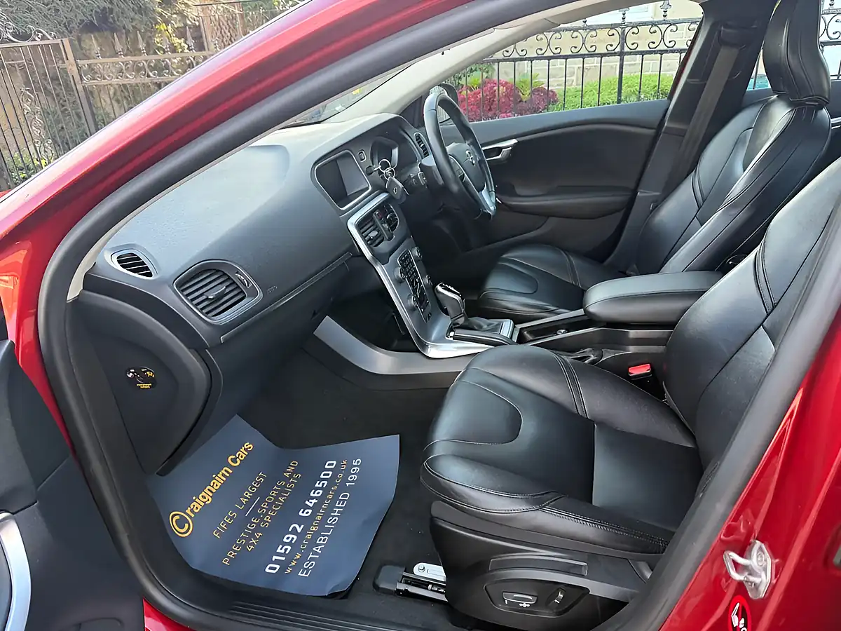 Used 2017 Volvo V40 Inscription Red - Interior and Exterior details 11