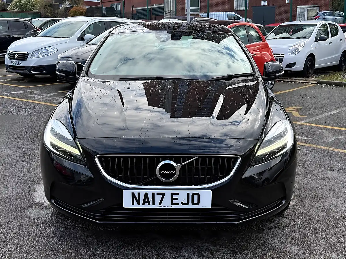 Used 2017 Volvo V40 Momentum Black - Interior and Exterior details 2
