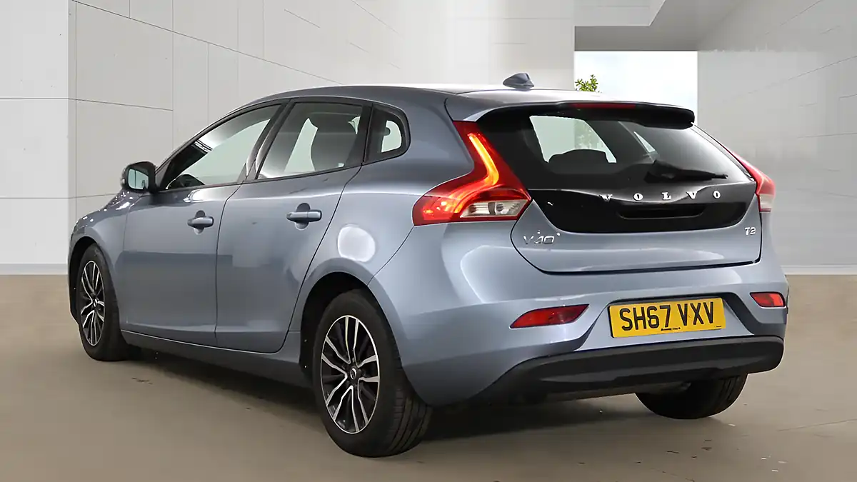 Used 2017 Volvo V40 Momentum Blue - Interior and Exterior details 2