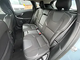 Used 2017 Volvo V40 Momentum Mussel Blue - Interior and Exterior details 12