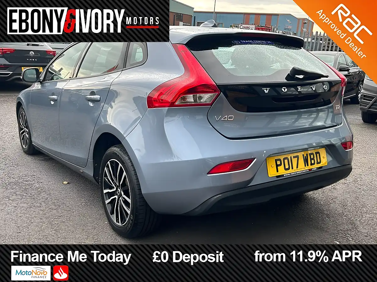 Used 2017 Volvo V40 Momentum Mussel Blue - Interior and Exterior details 4