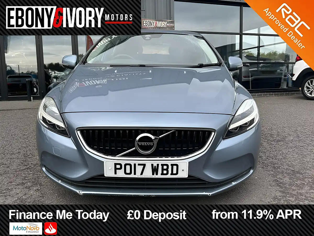 Used 2017 Volvo V40 Momentum Mussel Blue - Interior and Exterior details 9