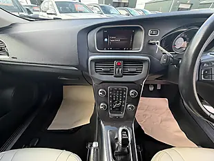 Used 2017 Volvo V40 Momentum Nav Plus Black - Interior and Exterior details 12