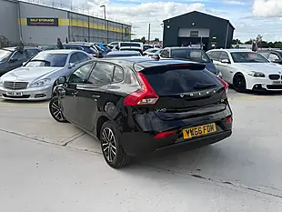 Used 2017 Volvo V40 Momentum Nav Plus Black - Interior and Exterior details 5