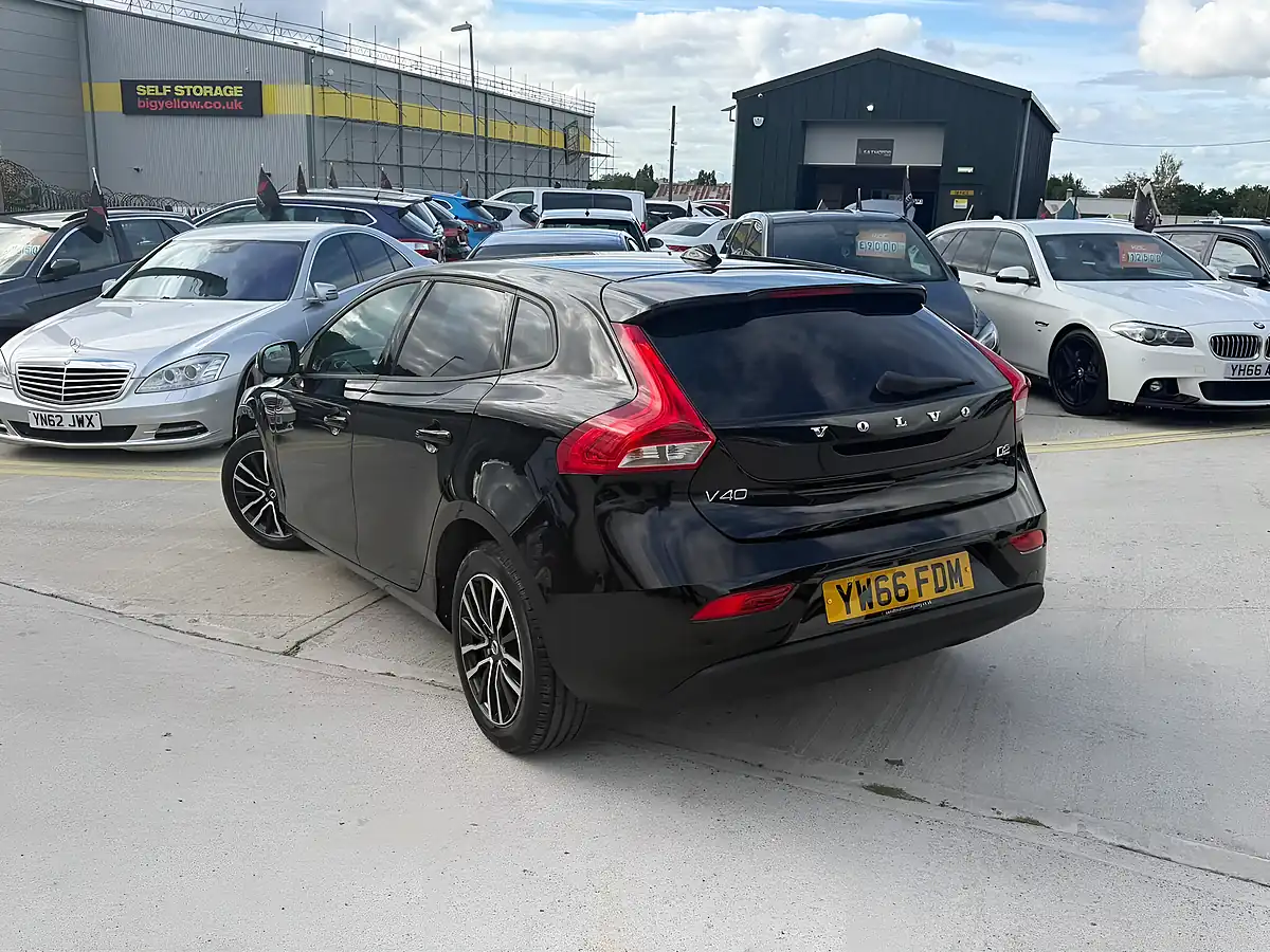Used 2017 Volvo V40 Momentum Nav Plus Black - Interior and Exterior details 5