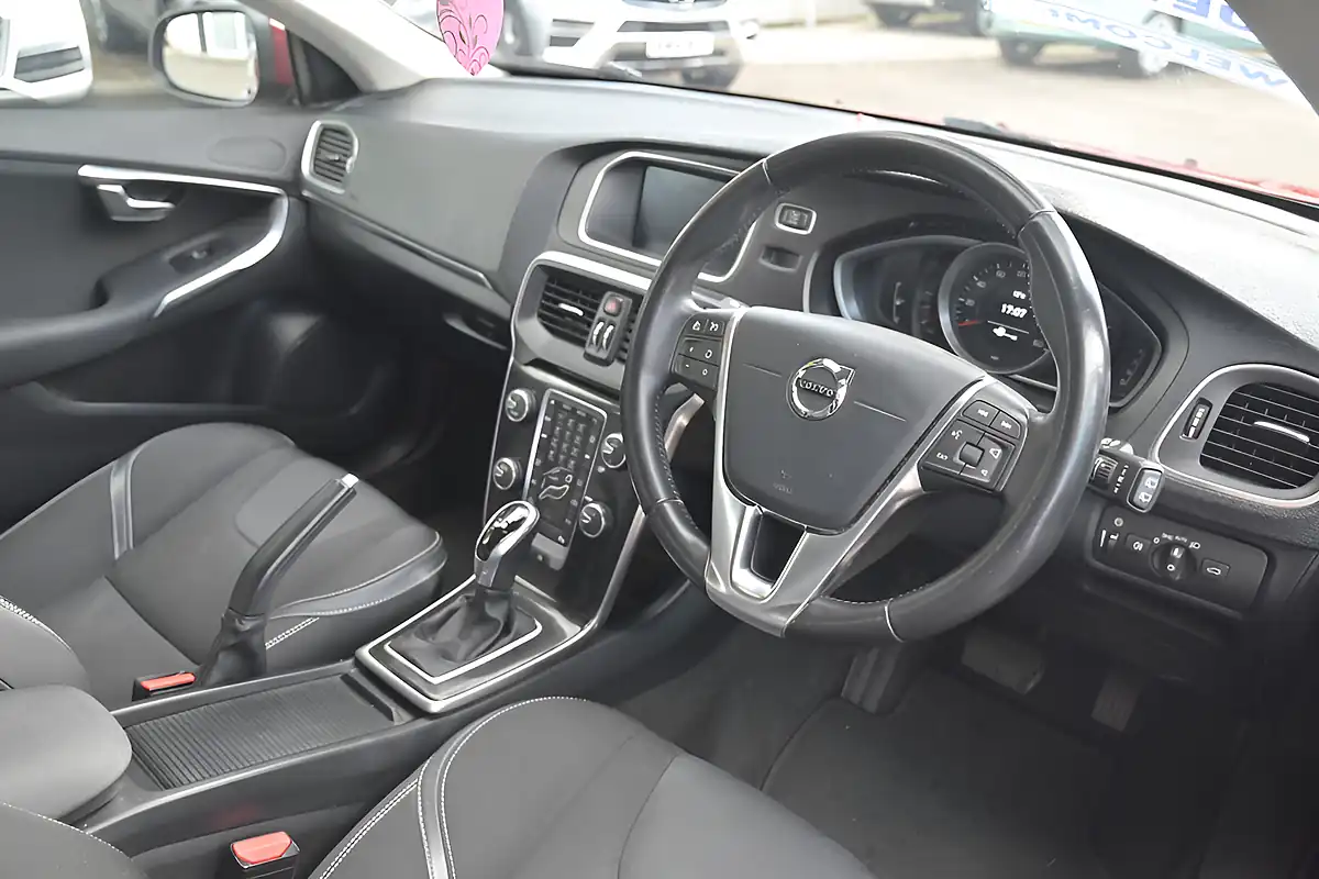 Used 2017 Volvo V40 Momentum Nav Plus Flamenco Red - Interior and Exterior details 2