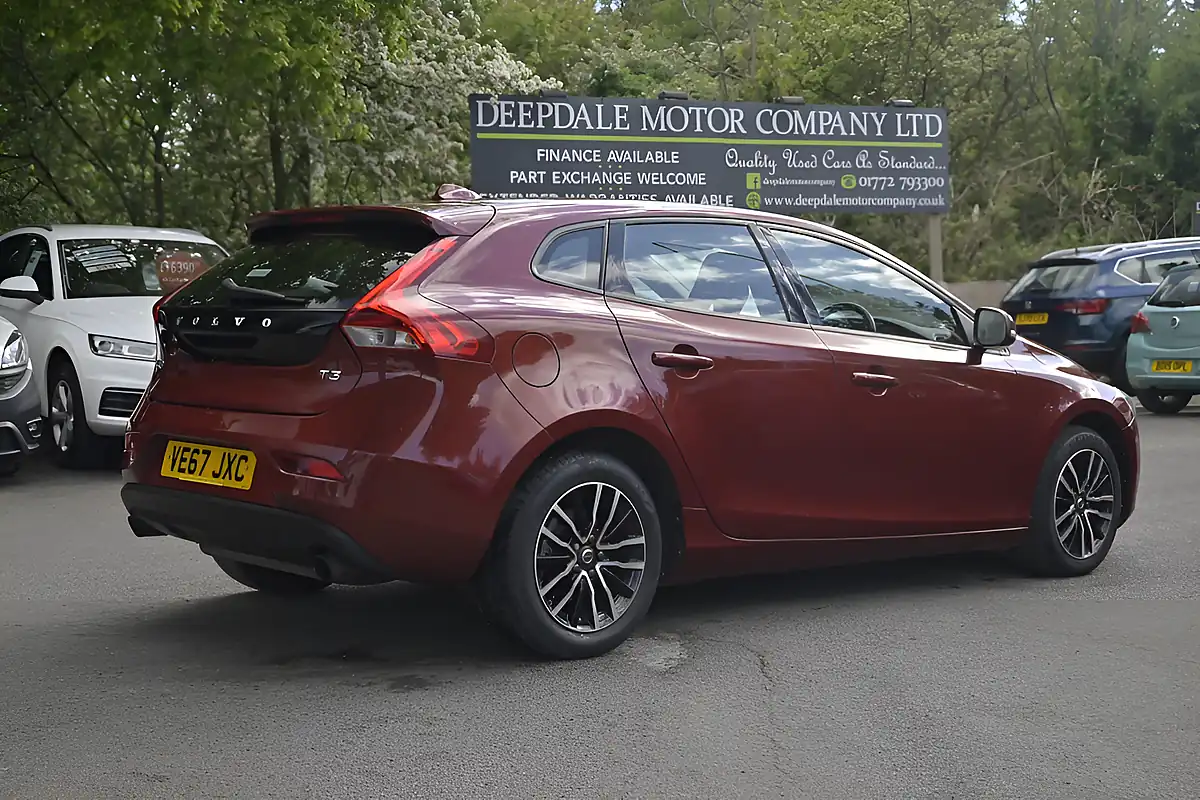 Used 2017 Volvo V40 Momentum Nav Plus Flamenco Red - Interior and Exterior details 9