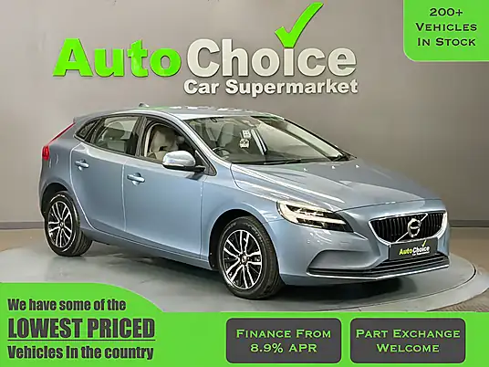 2017 Volvo V40 T3 Momentum Nav Plus
