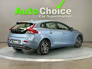Used 2017 Volvo V40 Momentum Nav Plus Mussel Blue - Interior and Exterior details 14
