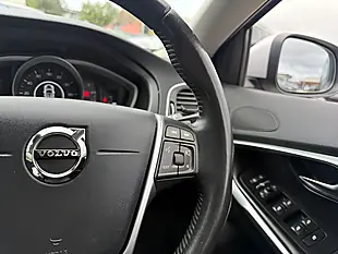 Used 2017 Volvo V40 Momentum Nav Plus Silver - Interior and Exterior details 13