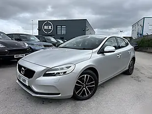 Used 2017 Volvo V40 Momentum Nav Plus Silver - Interior and Exterior details 2