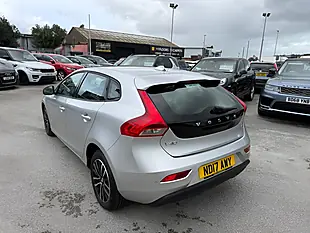 Used 2017 Volvo V40 Momentum Nav Plus Silver - Interior and Exterior details 5