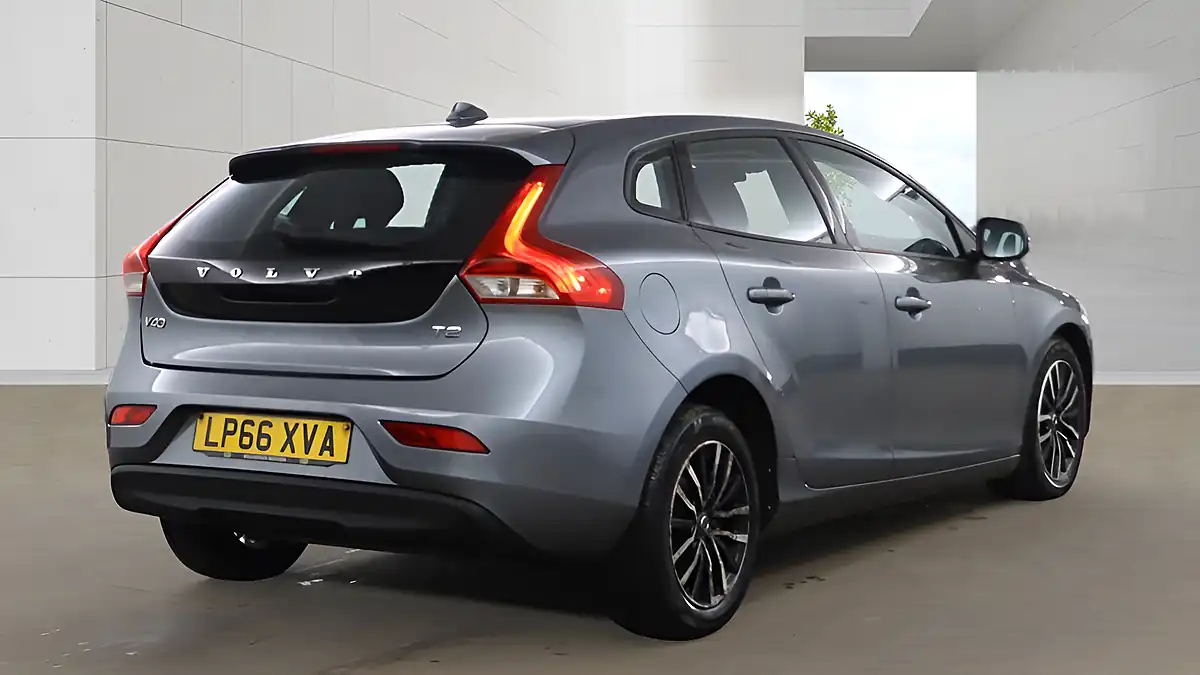 Used 2017 Volvo V40 Momentum Osmium Grey - Interior and Exterior details 3