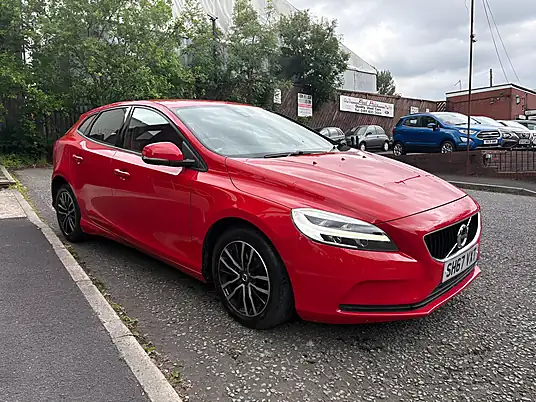 2017 Volvo V40 T2 Momentum