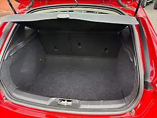 Used 2017 Volvo V40 Momentum Red - Interior and Exterior details 12