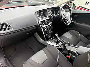 Used 2017 Volvo V40 Momentum Red - Interior and Exterior details 14
