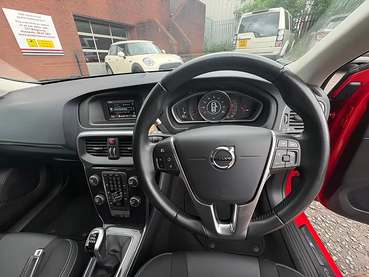 Used 2017 Volvo V40 Momentum Red - Interior and Exterior details 17