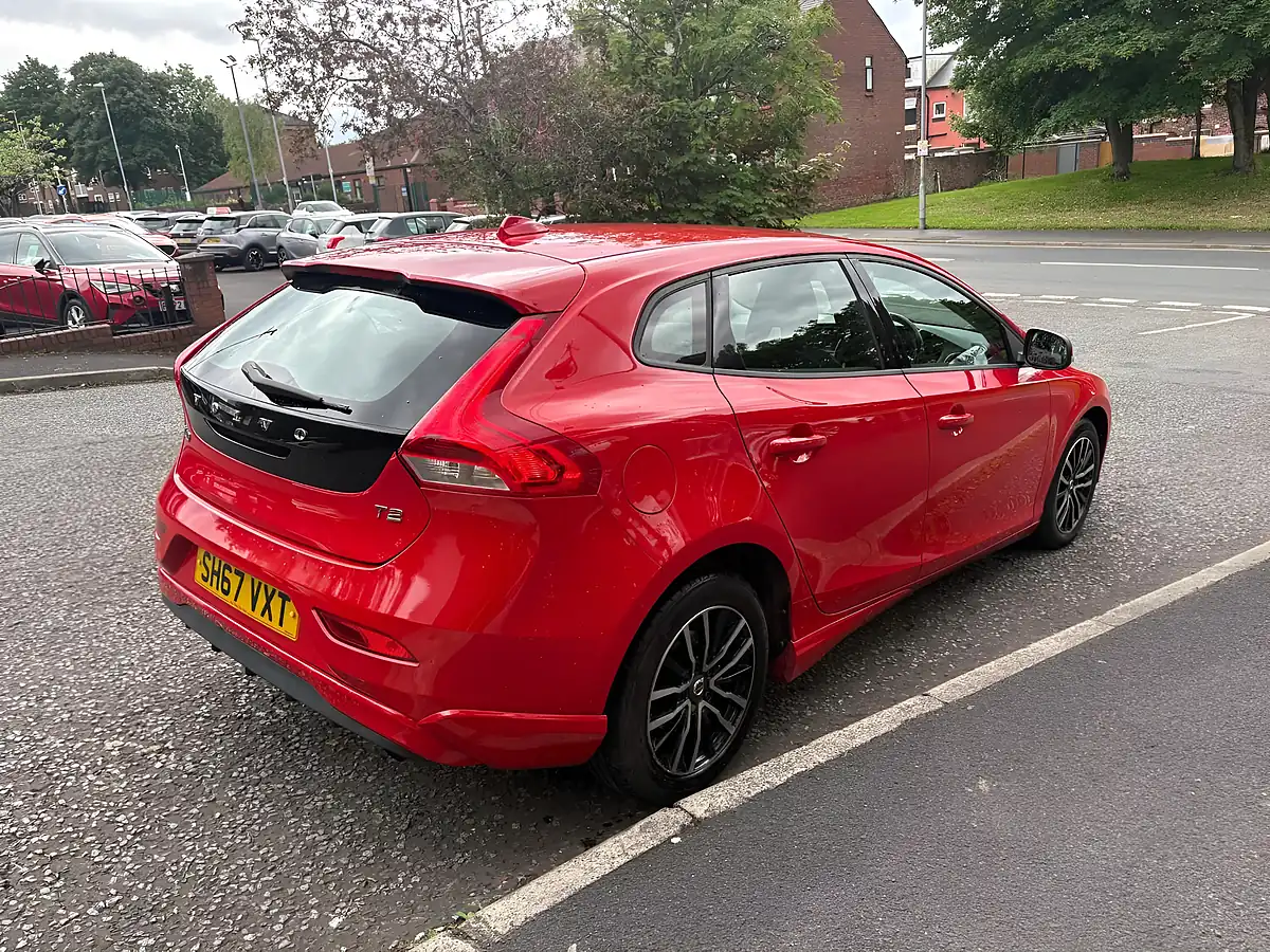 Used 2017 Volvo V40 Momentum Red - Interior and Exterior details 3