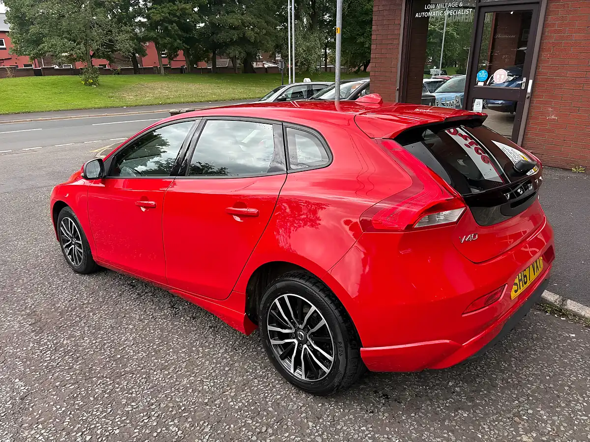 Used 2017 Volvo V40 Momentum Red - Interior and Exterior details 5