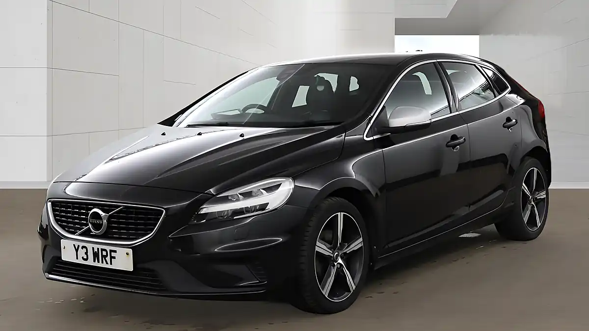 Used 2017 Volvo V40 R-Design Black - Interior and Exterior details 2