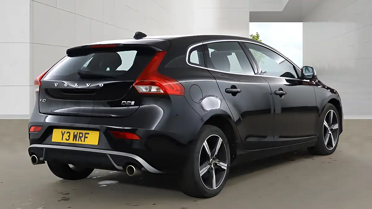Used 2017 Volvo V40 R-Design Black - Interior and Exterior details 4