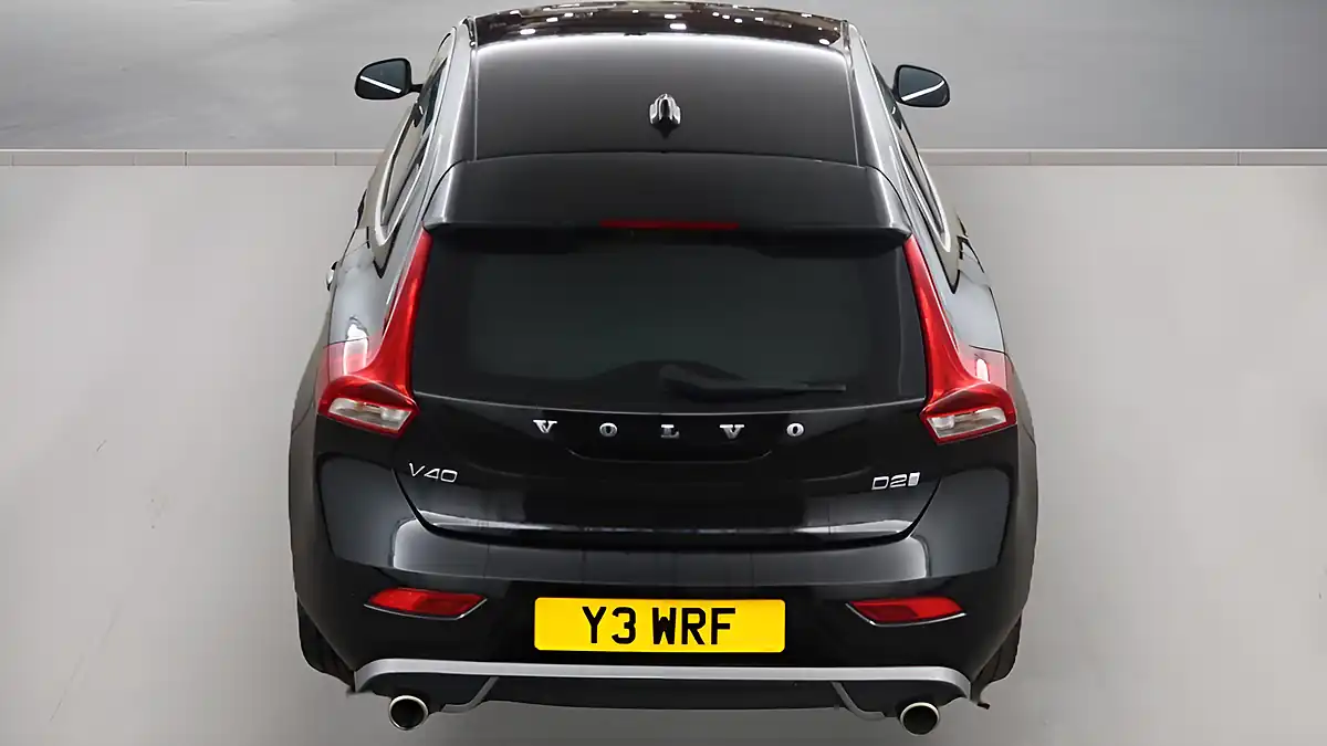 Used 2017 Volvo V40 R-Design Black - Interior and Exterior details 8