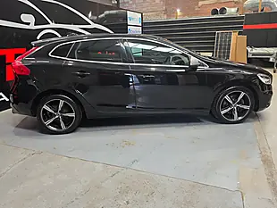 Used 2017 Volvo V40 R-Design Black - Interior and Exterior details 4