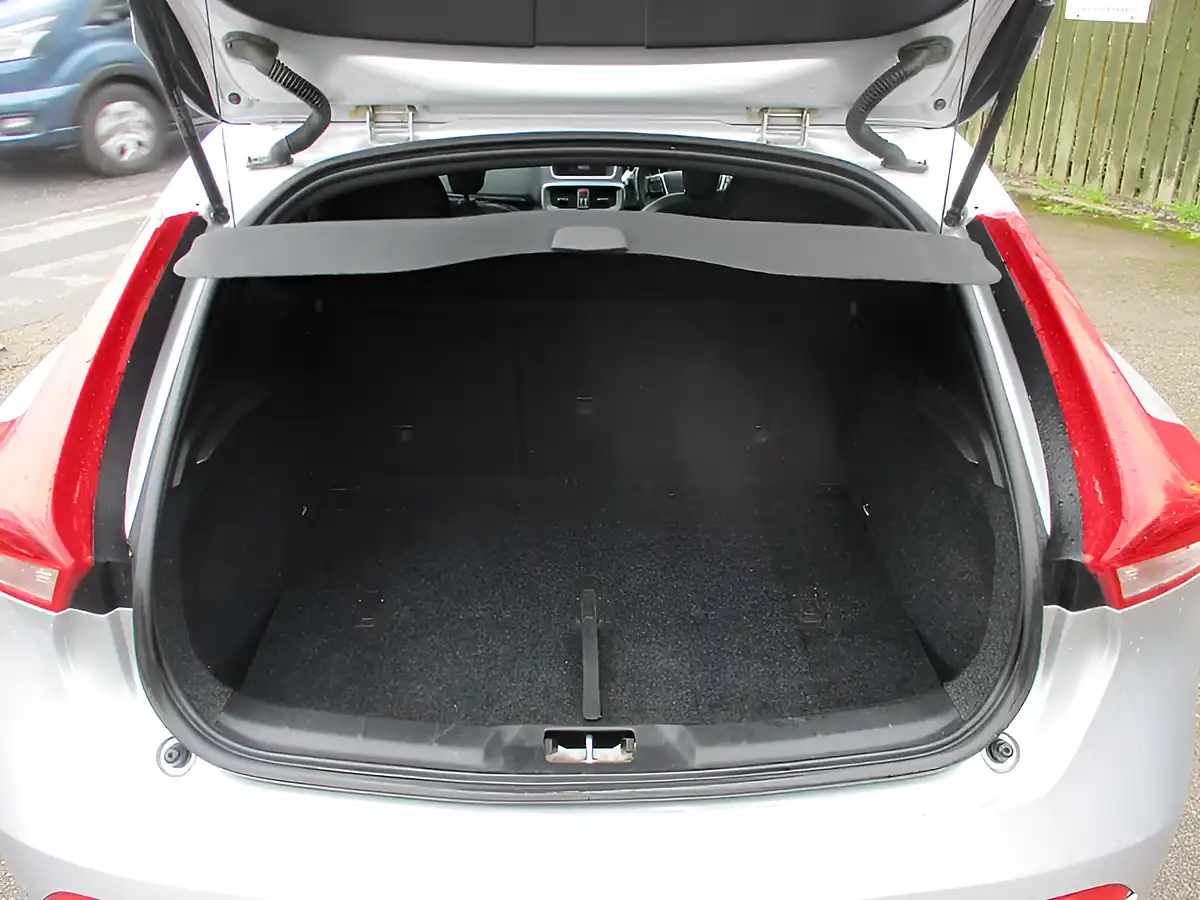Used 2017 Volvo V40 R-Design Bright Silver - Interior and Exterior details 15