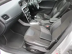Used 2017 Volvo V40 R-Design Bright Silver - Interior and Exterior details 17