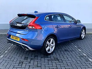 Used 2017 Volvo V40 R-Design Nav Plus Blue - Interior and Exterior details 10