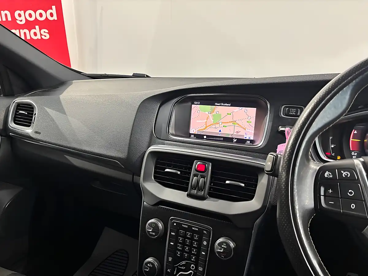 Used 2017 Volvo V40 R-Design Nav Plus Grey - Interior and Exterior details 15