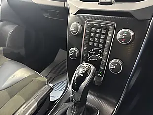 Used 2017 Volvo V40 R-Design Nav Plus Grey - Interior and Exterior details 16
