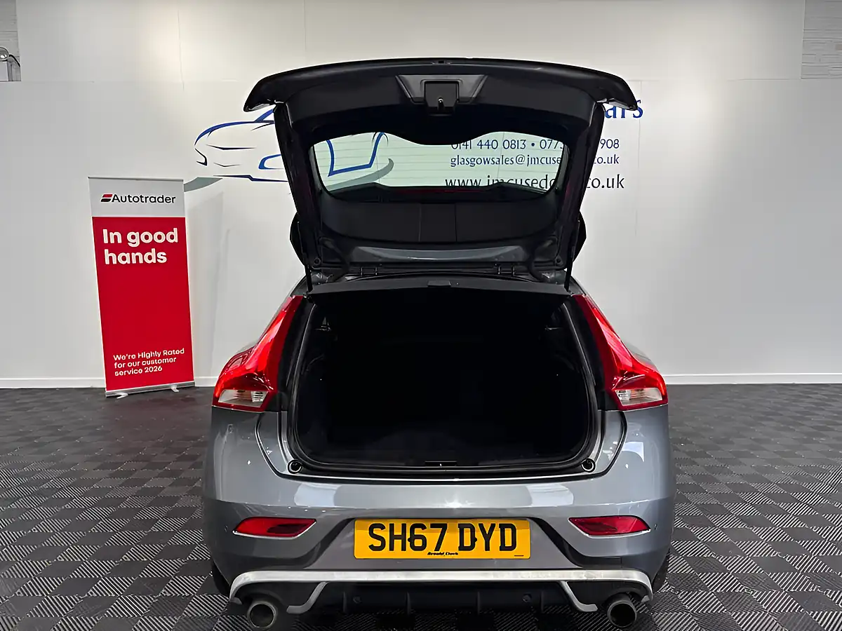 Used 2017 Volvo V40 R-Design Nav Plus Grey - Interior and Exterior details 18