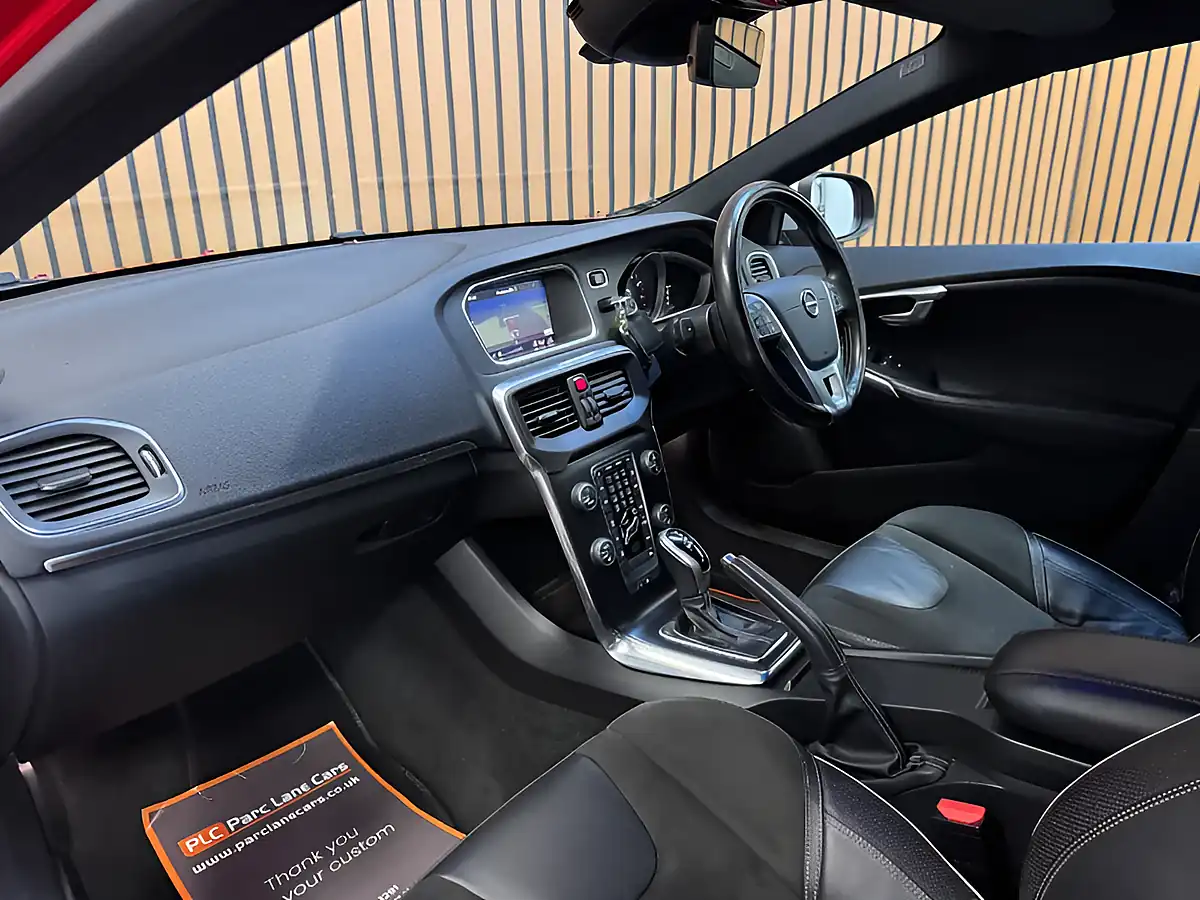 Used 2017 Volvo V40 R-Design Nav Plus Passion Red - Interior and Exterior details 16