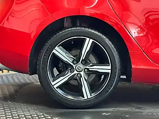 Used 2017 Volvo V40 R-Design Nav Plus Passion Red - Interior and Exterior details 9