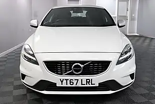 Used 2017 Volvo V40 R-Design Nav Plus White - Interior and Exterior details 2
