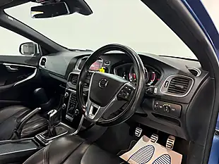 Used 2017 Volvo V40 R-Design Pro Blue - Interior and Exterior details 11