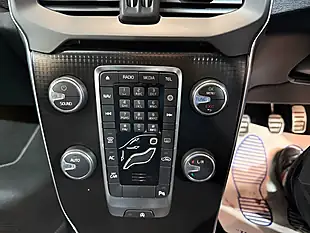 Used 2017 Volvo V40 R-Design Pro Blue - Interior and Exterior details 16