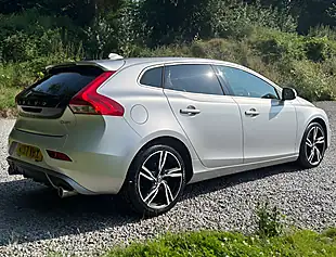 Used 2017 Volvo V40 R-Design Pro Bright Silver - Interior and Exterior details 3