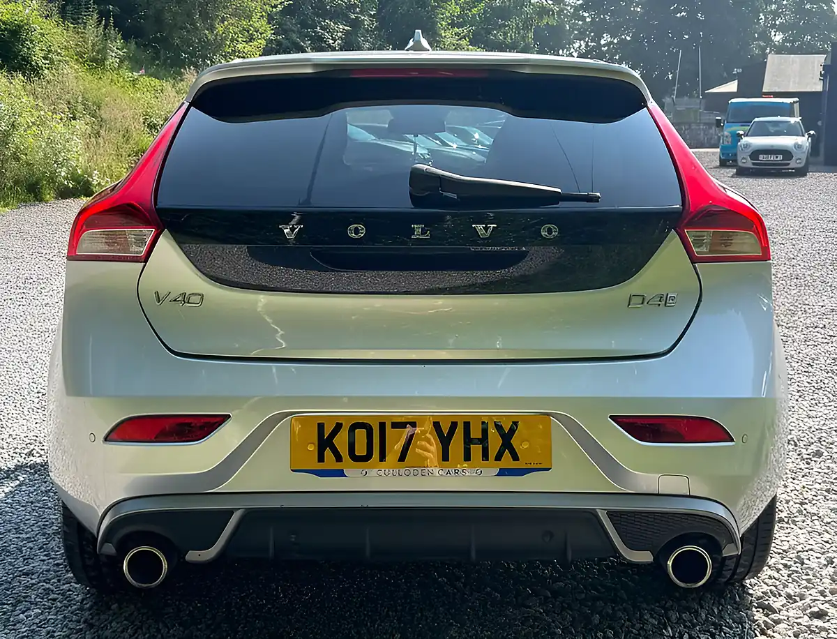 Used 2017 Volvo V40 R-Design Pro Bright Silver - Interior and Exterior details 4