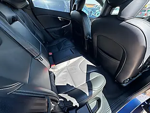 Used 2017 Volvo V40 R-Design Pro Bursting Blue - Interior and Exterior details 18