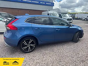 Used 2017 Volvo V40 R-Design Pro Bursting Blue - Interior and Exterior details 6